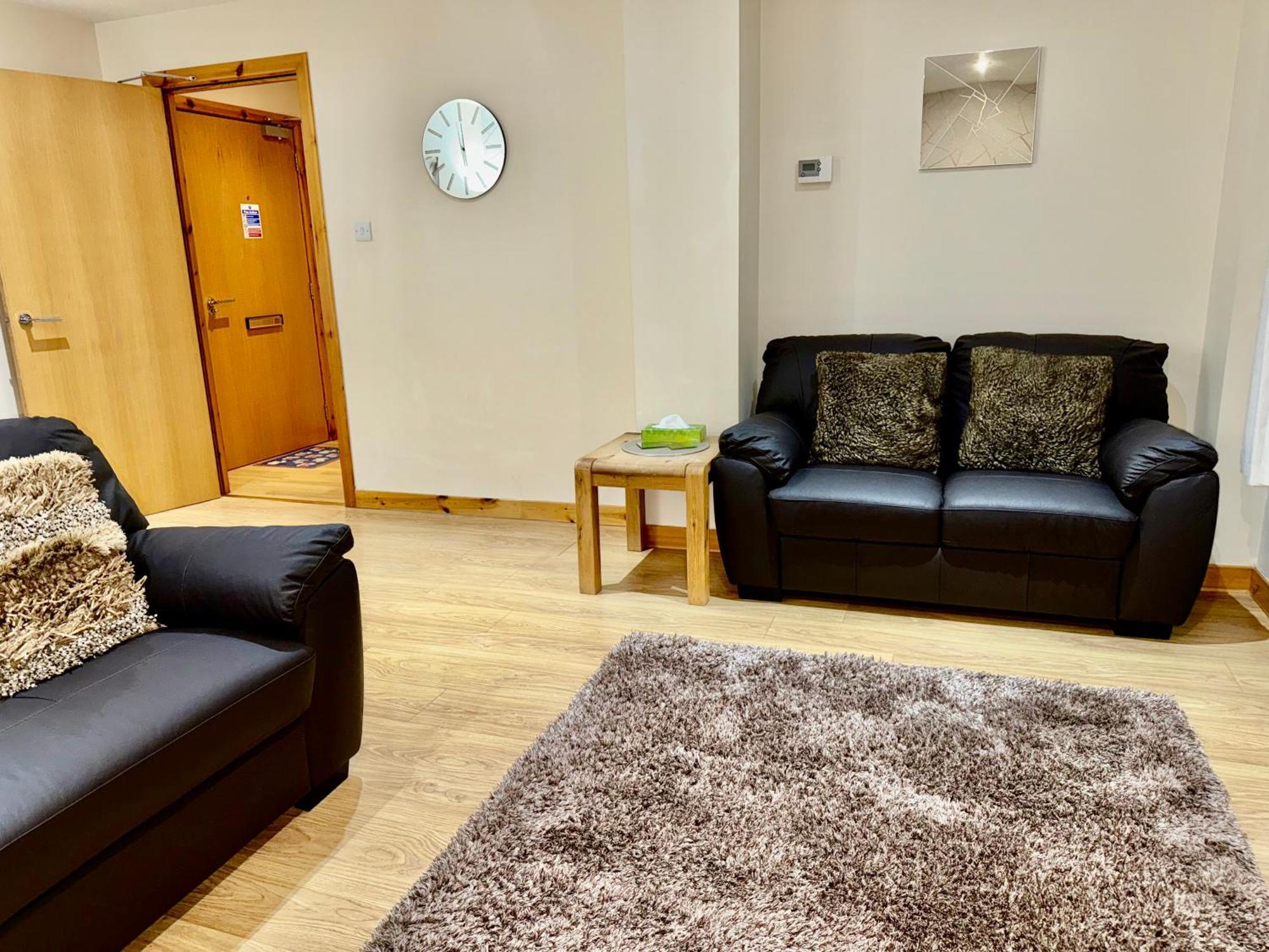 Azim And Suzi'S City Centre Apartment Inverness Exteriör bild