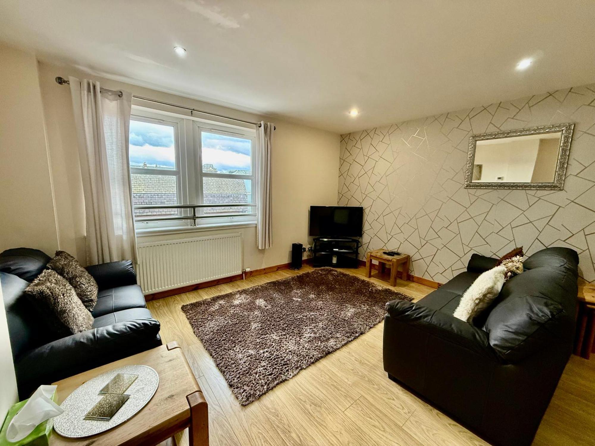 Azim And Suzi'S City Centre Apartment Inverness Exteriör bild